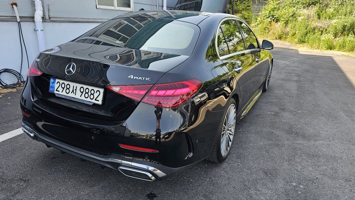 مرسيدس C300 AMG LINE 2023