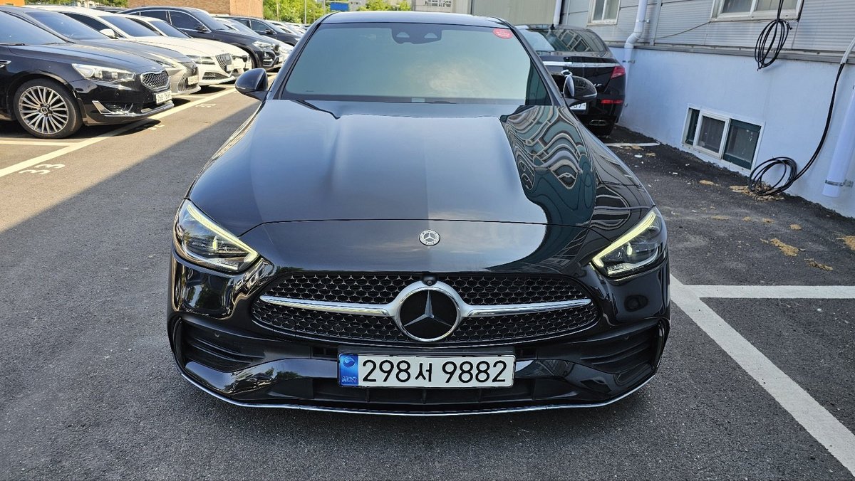 مرسيدس C300 AMG LINE 2023