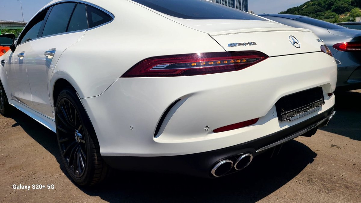 MERCEDES AMG GT 43