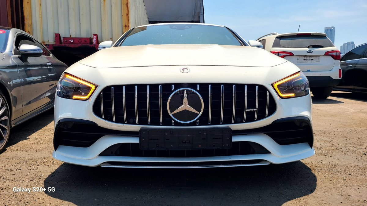 MERCEDES AMG GT 43