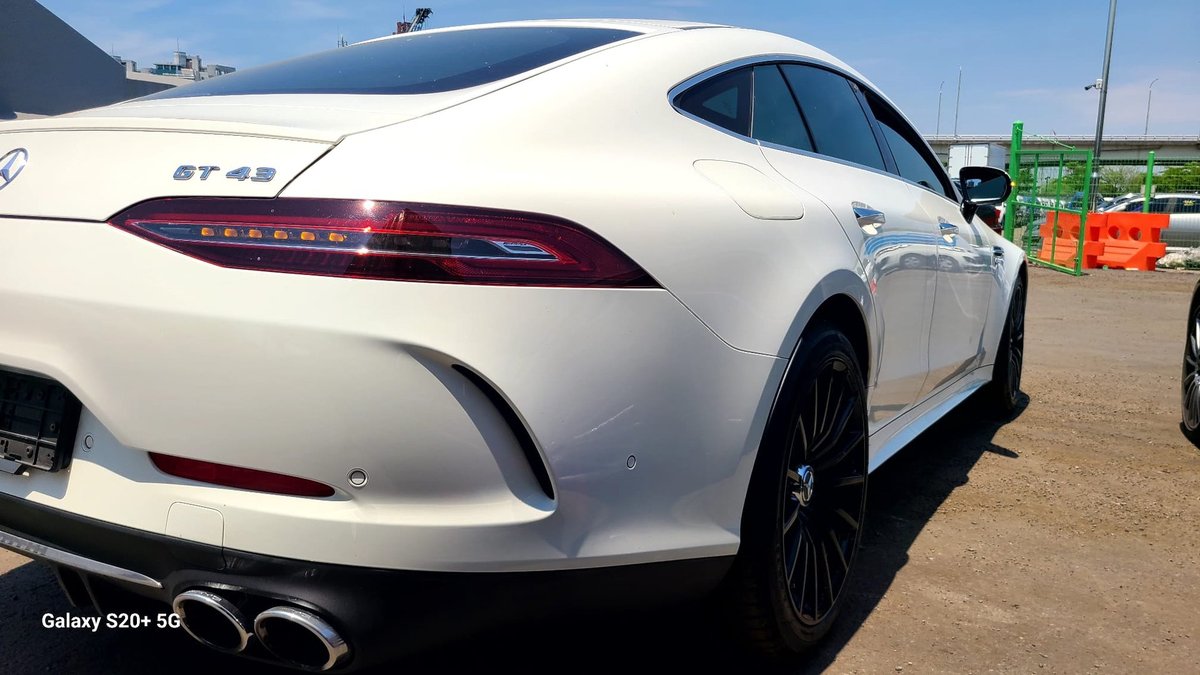 MERCEDES AMG GT 43
