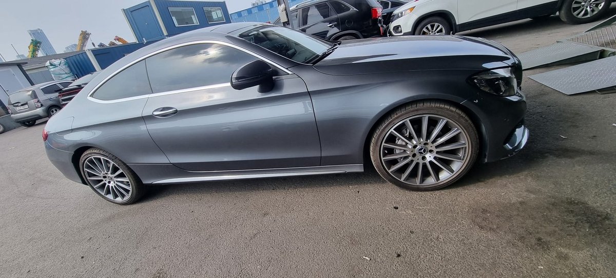 MERCEDES AMG C200 COUPE