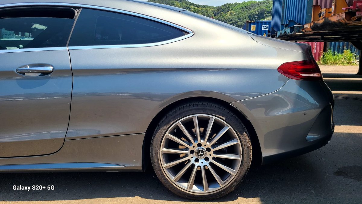 MERCEDES AMG C200 COUPE