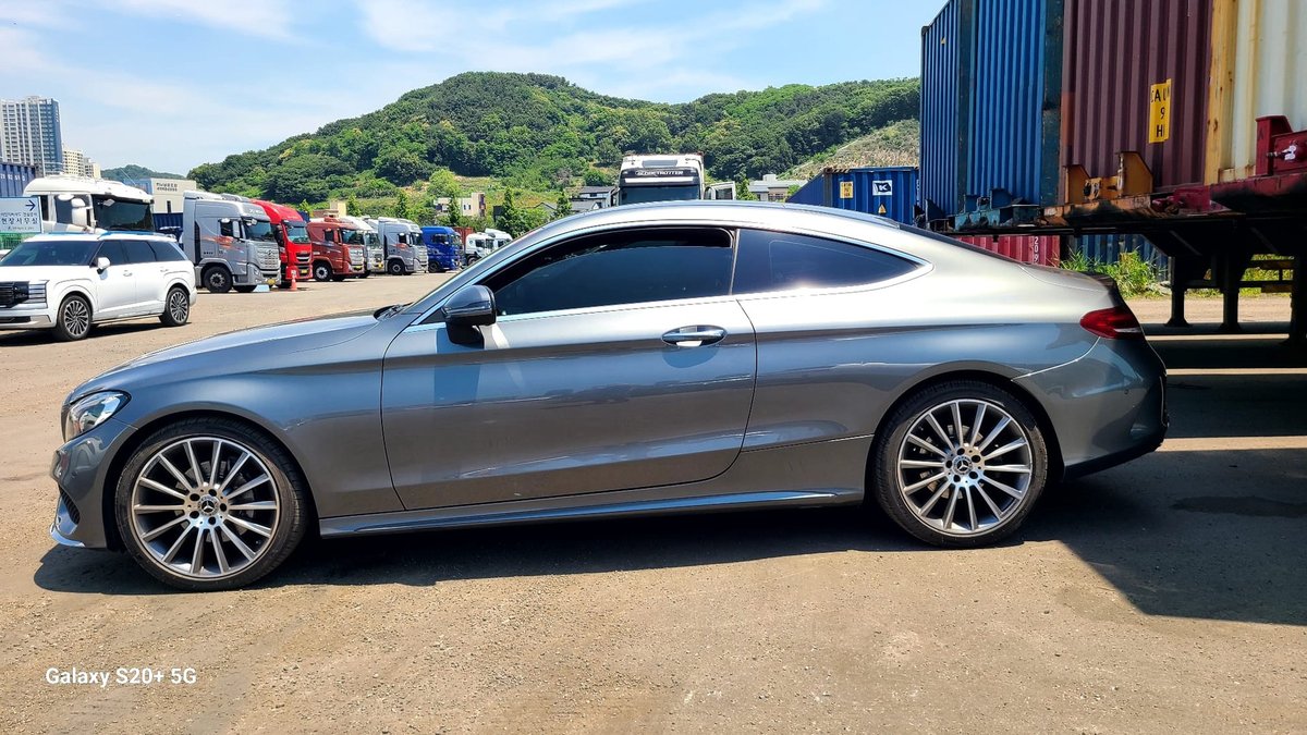 MERCEDES AMG C200 COUPE