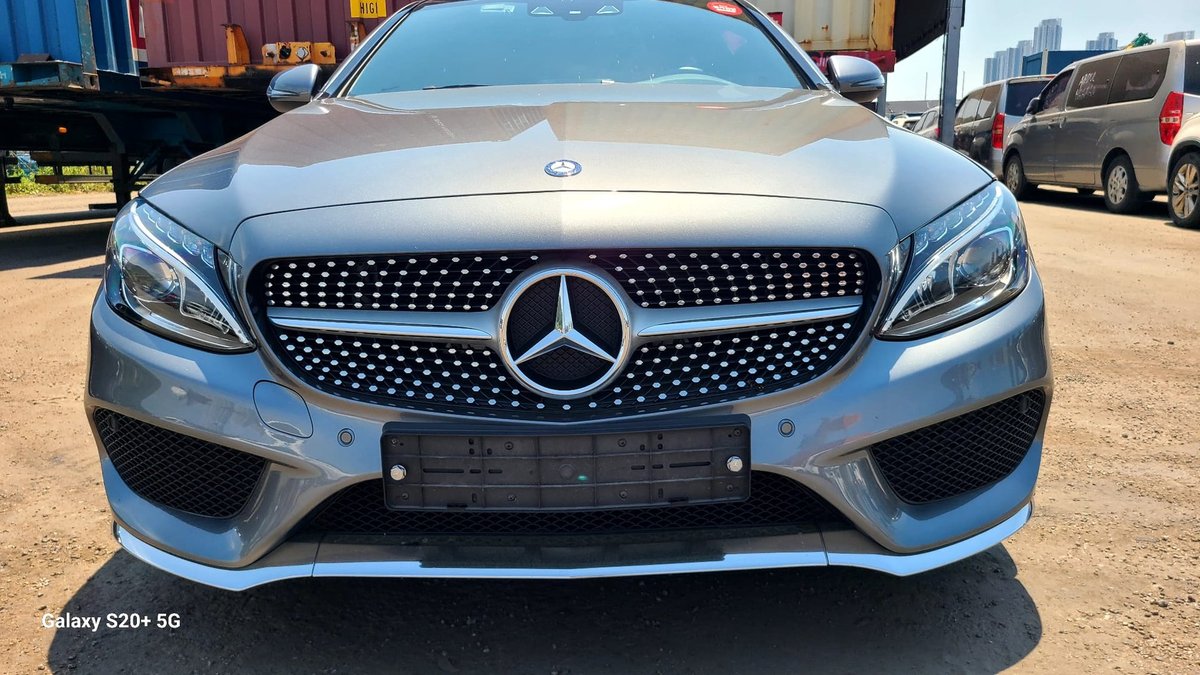MERCEDES AMG C200 COUPE