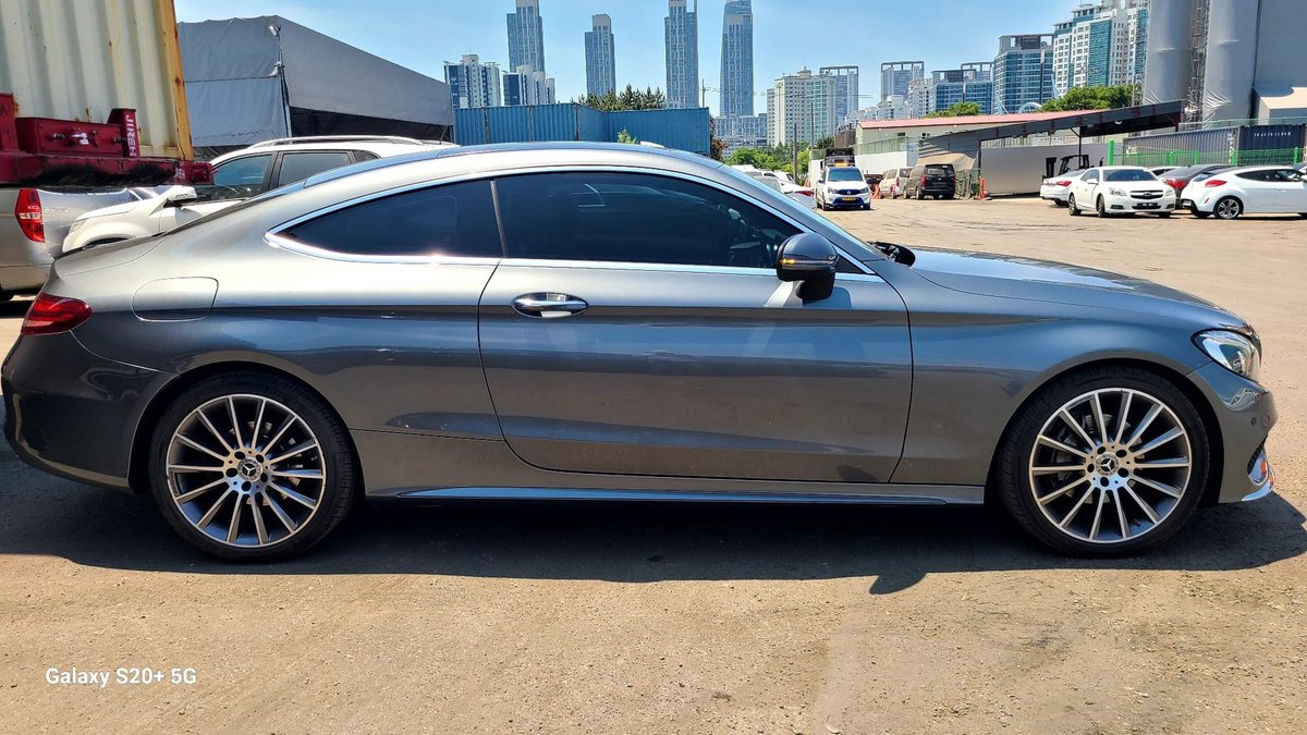 MERCEDES AMG C200 COUPE