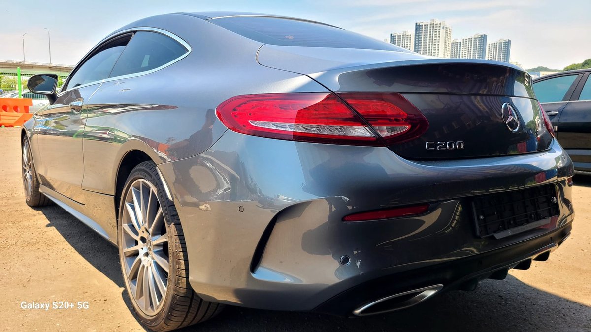 MERCEDES AMG C200 COUPE