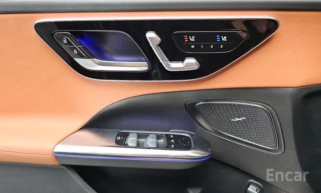 مرسيدس C300AMG LINE موديل 2022